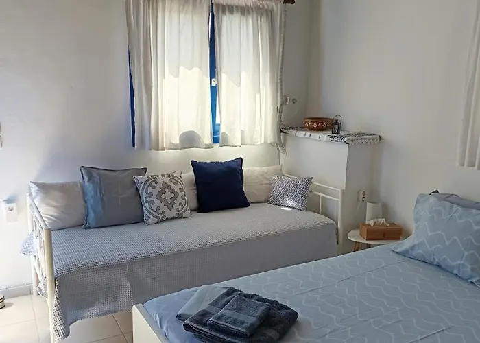 Daire Iviskos House, Megalo Horio Village, Tilos Island